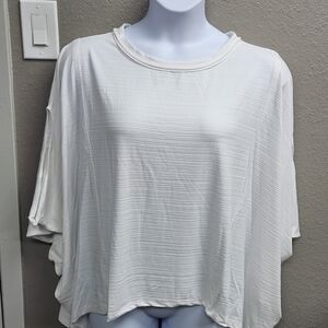 Heyson - Casual Oversized White Top With Batwing Sleeve - 1X/2X